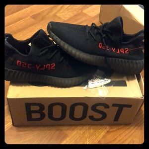 Yeezy 350 Boost V2